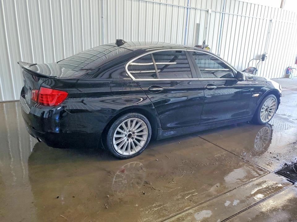 https://f005.backblazeb2.com/file/img-partshotlines-com/Inventory/MA528/Vehicle/72243_03.jpg