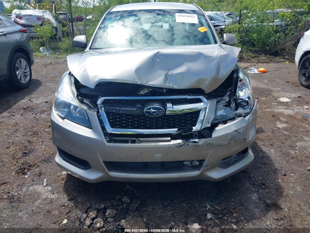 Vehicle/72432_06.jpg