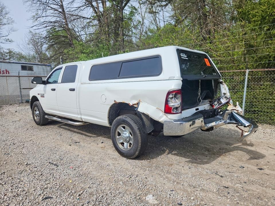 https://f005.backblazeb2.com/file/img-partshotlines-com/Inventory/MA528/Vehicle/72460_02.jpg