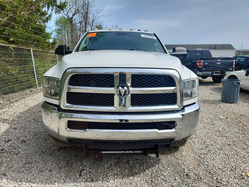https://f005.backblazeb2.com/file/img-partshotlines-com/Inventory/MA528/Vehicle/72460_05.jpg