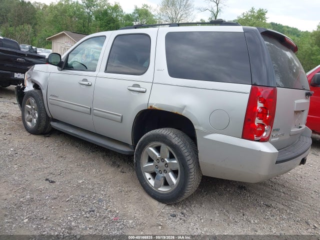 https://f005.backblazeb2.com/file/img-partshotlines-com/Inventory/MA528/Vehicle/72617_03.jpg