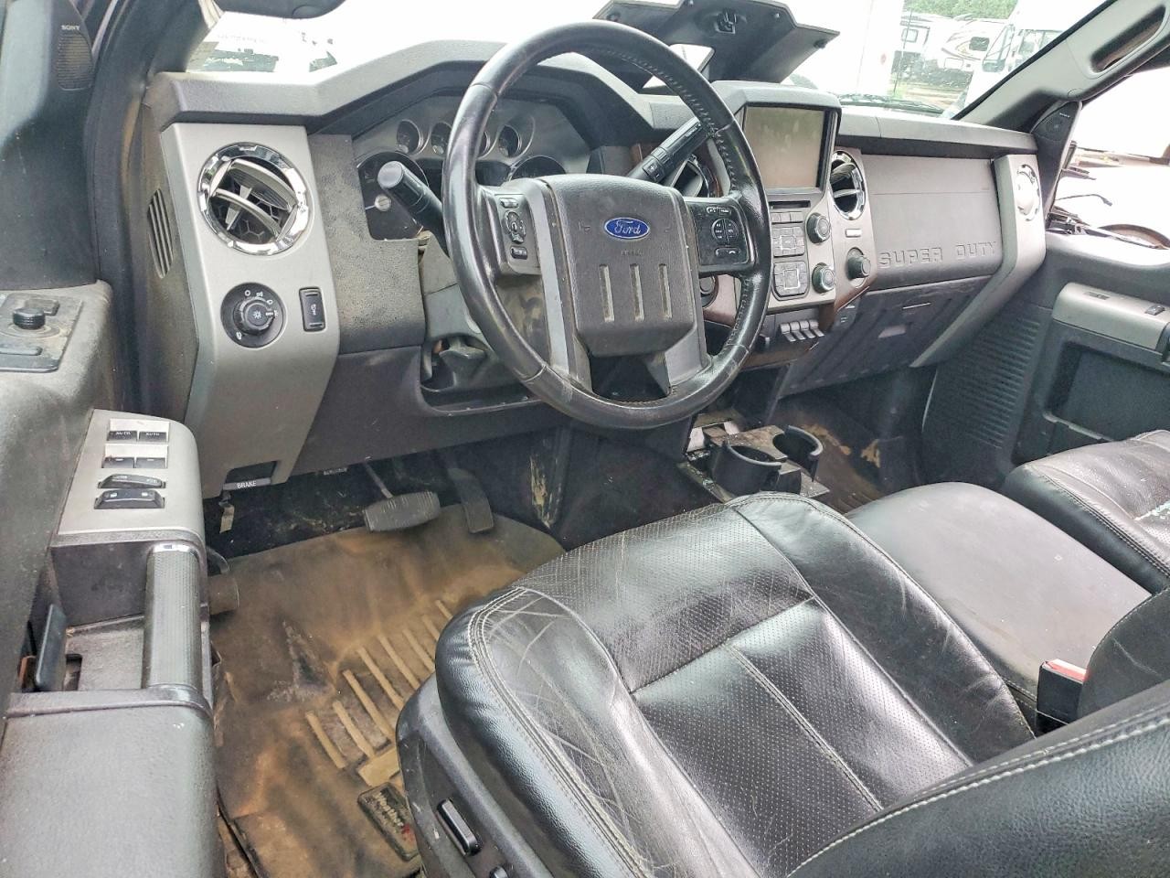 https://f005.backblazeb2.com/file/img-partshotlines-com/Inventory/MA528/Vehicle/72687_08.jpg