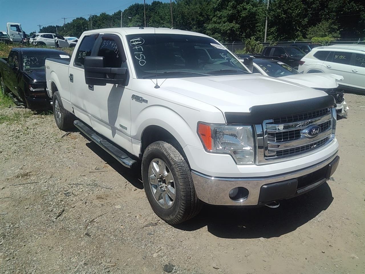 https://f005.backblazeb2.com/file/img-partshotlines-com/Inventory/MA528/Vehicle/72883_12.jpg