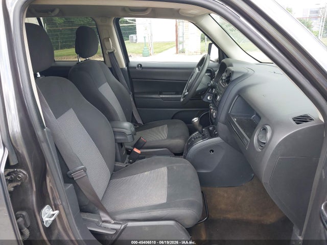 https://f005.backblazeb2.com/file/img-partshotlines-com/Inventory/MA528/Vehicle/72888_05.jpg