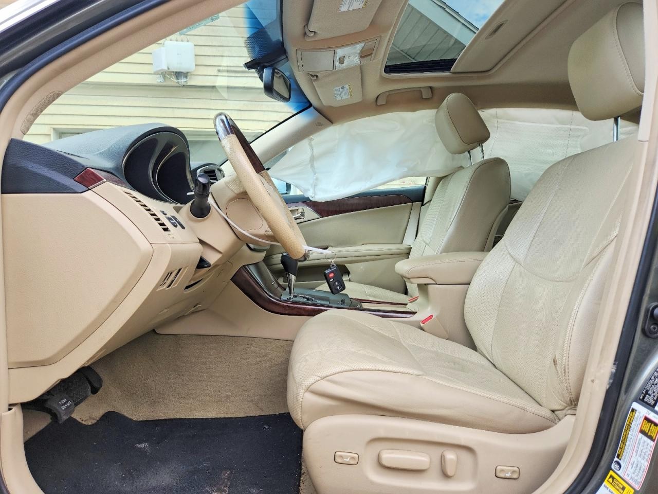 https://f005.backblazeb2.com/file/img-partshotlines-com/Inventory/MA528/Vehicle/72923_07.jpg