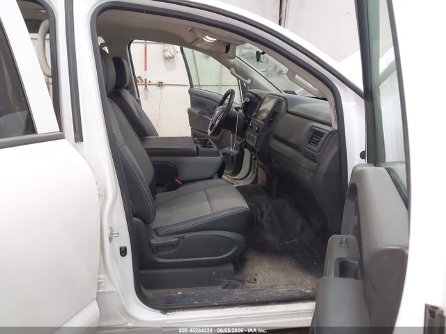 https://f005.backblazeb2.com/file/img-partshotlines-com/Inventory/MA528/Vehicle/73001_05.jpg