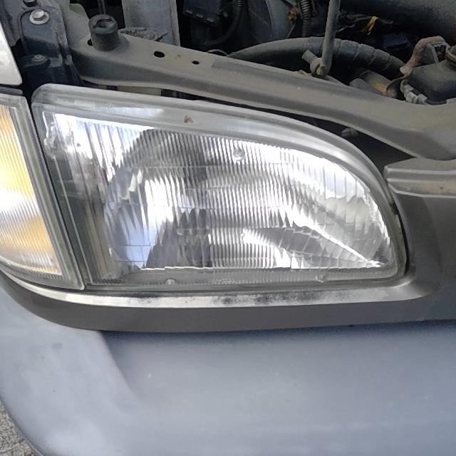 https://f005.backblazeb2.com/file/img-partshotlines-com/Inventory/MA528/Vehicle/73089_04.jpg