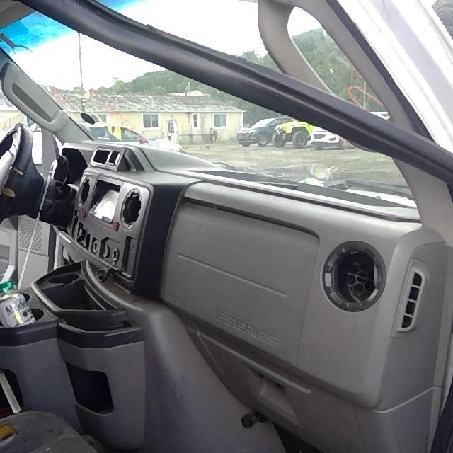https://f005.backblazeb2.com/file/img-partshotlines-com/Inventory/MA528/Vehicle/73213_06.jpg