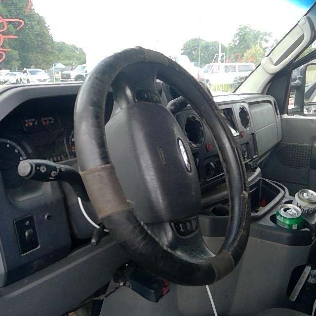 https://f005.backblazeb2.com/file/img-partshotlines-com/Inventory/MA528/Vehicle/73213_08.jpg