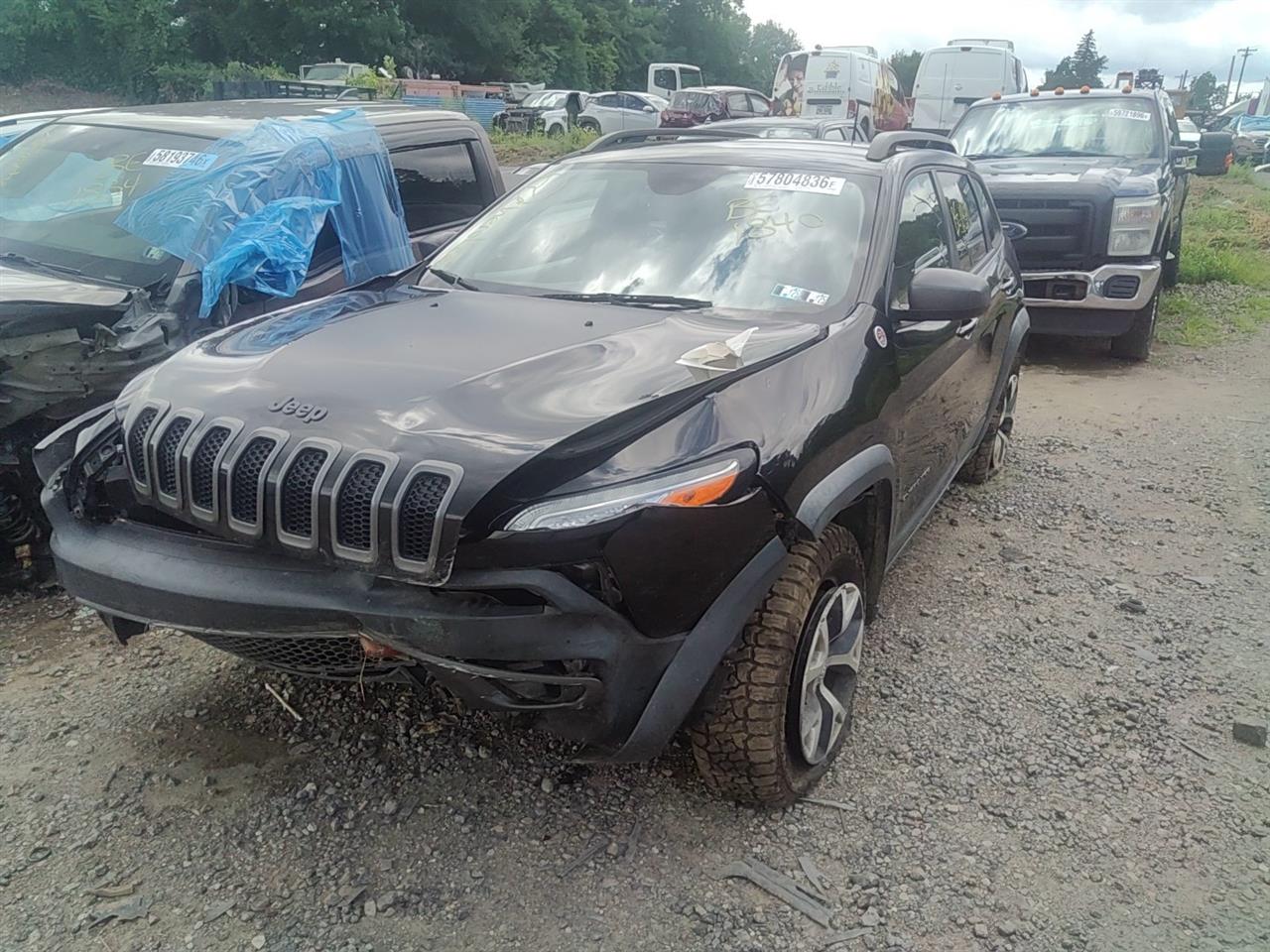 https://f005.backblazeb2.com/file/img-partshotlines-com/Inventory/MA528/Vehicle/73259_12.jpg