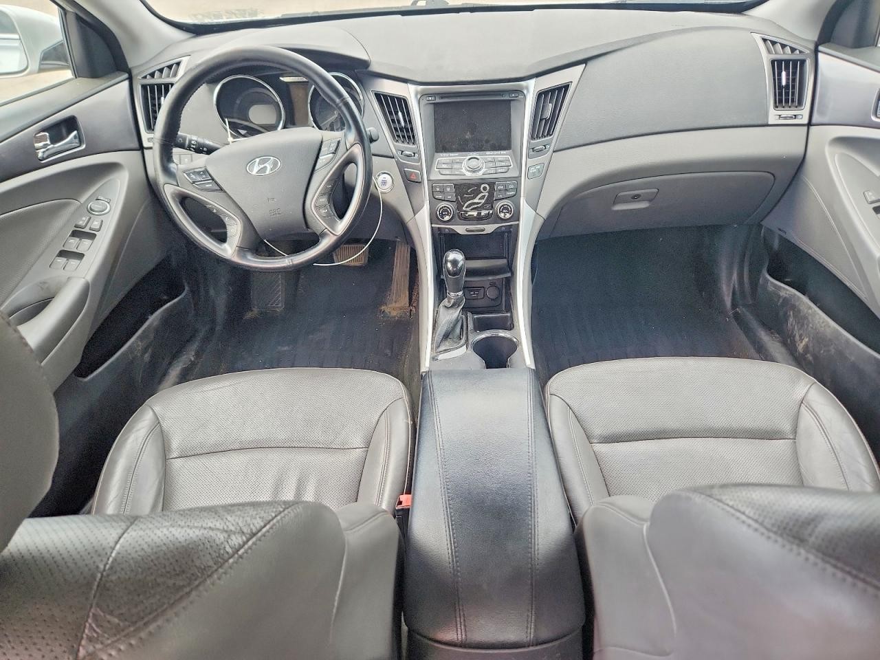 https://f005.backblazeb2.com/file/img-partshotlines-com/Inventory/MA528/Vehicle/73467_08.jpg