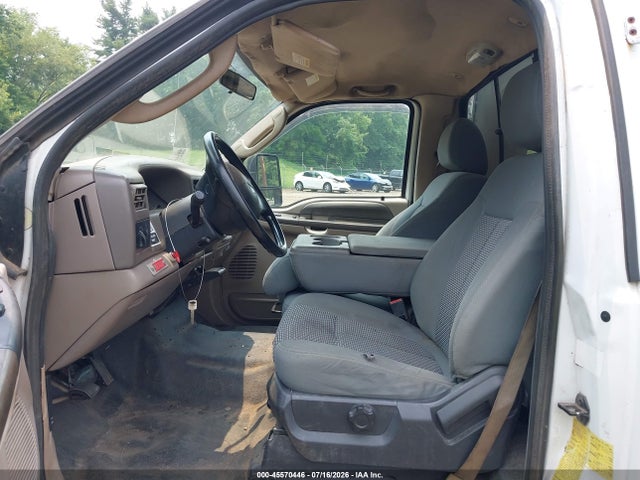 https://f005.backblazeb2.com/file/img-partshotlines-com/Inventory/MA528/Vehicle/73563_07.jpg