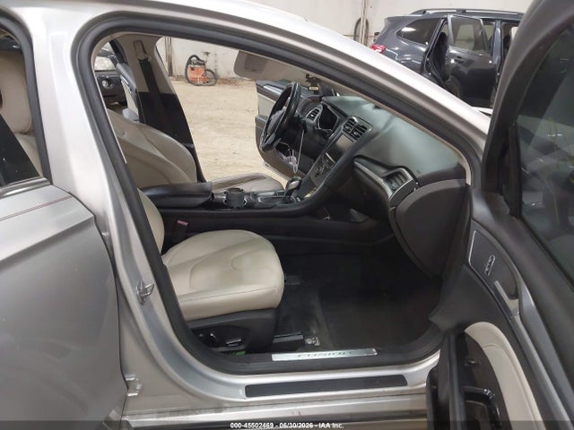 Vehicle/73642_05.jpg