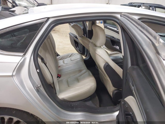 Vehicle/73642_08.jpg