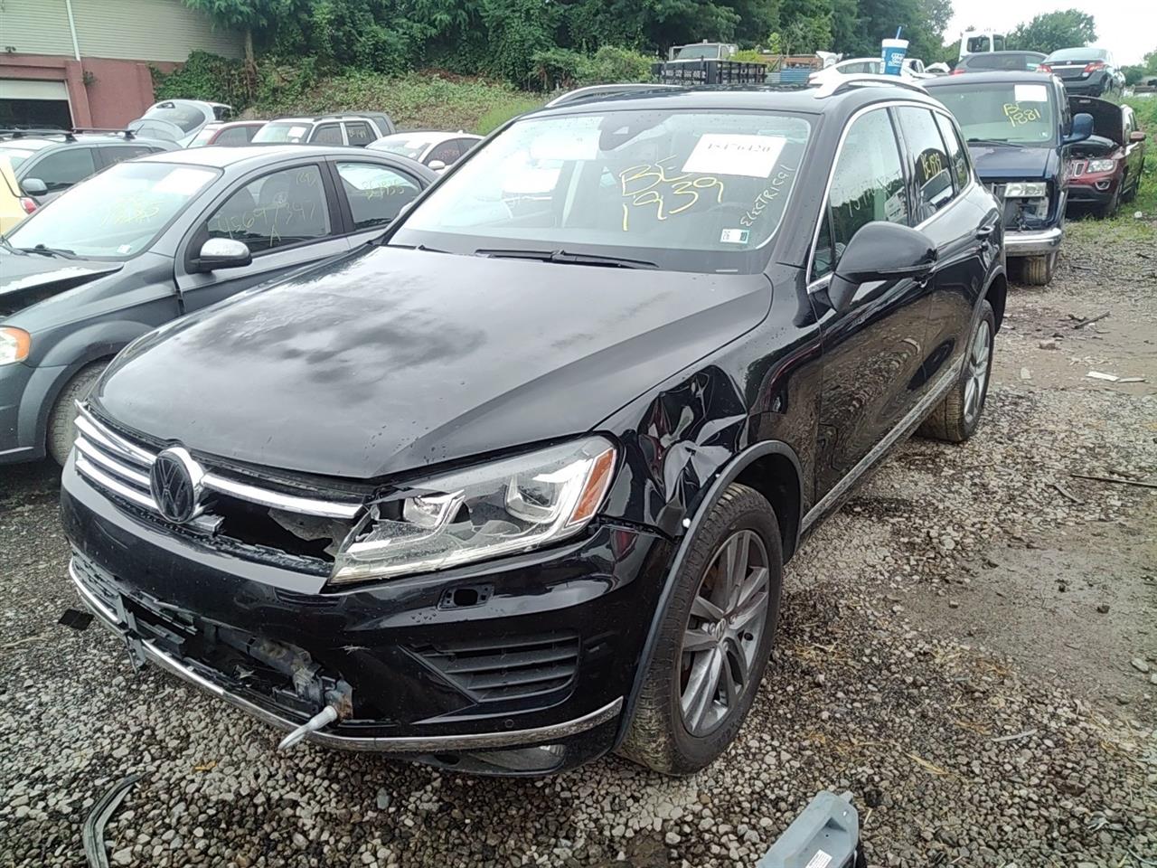 https://f005.backblazeb2.com/file/img-partshotlines-com/Inventory/MA528/Vehicle/73646_11.jpg