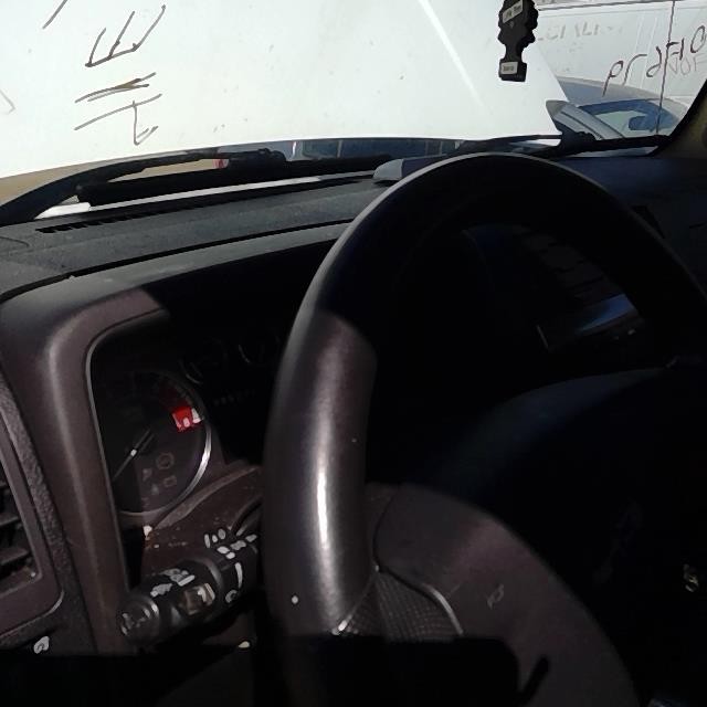 https://f005.backblazeb2.com/file/img-partshotlines-com/Inventory/MA528/Vehicle/73717_12.jpg