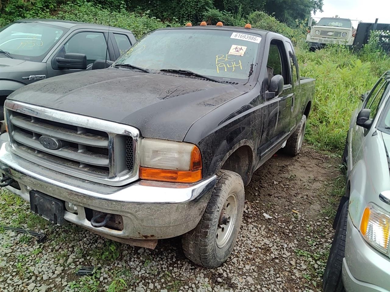 https://f005.backblazeb2.com/file/img-partshotlines-com/Inventory/MA528/Vehicle/73779_11.jpg