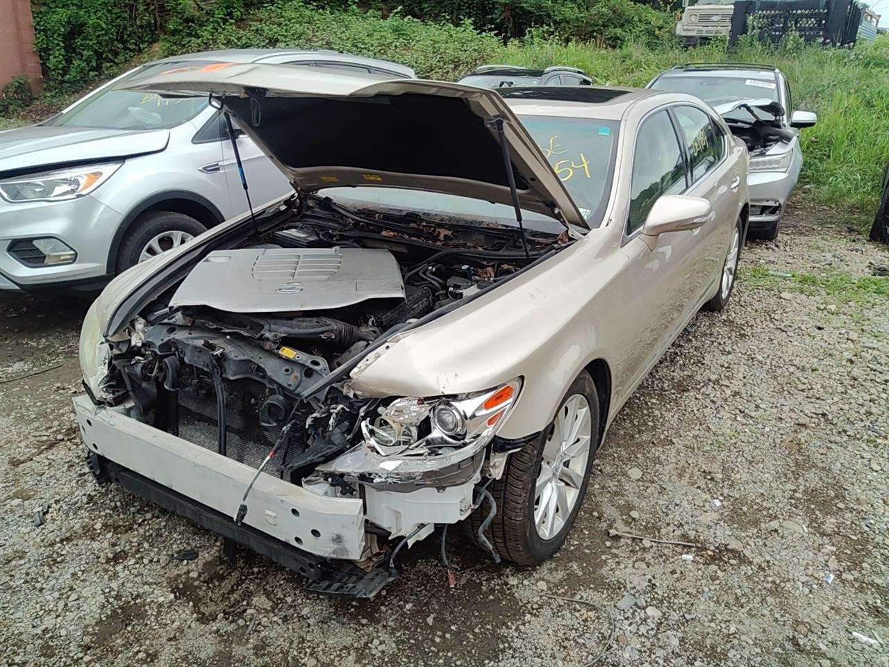 https://f005.backblazeb2.com/file/img-partshotlines-com/Inventory/MA528/Vehicle/73815_01.jpg