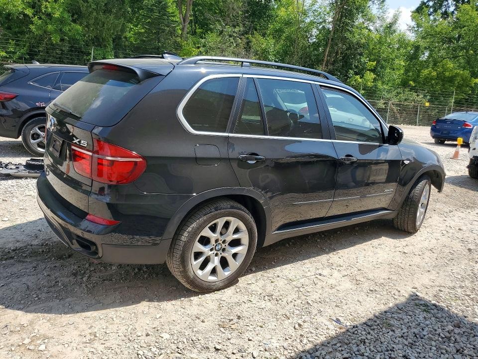 https://f005.backblazeb2.com/file/img-partshotlines-com/Inventory/MA528/Vehicle/73979_03.jpg