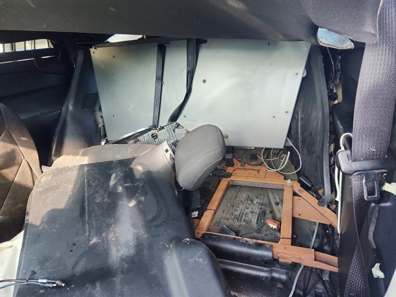 Vehicle/74132_09.jpg