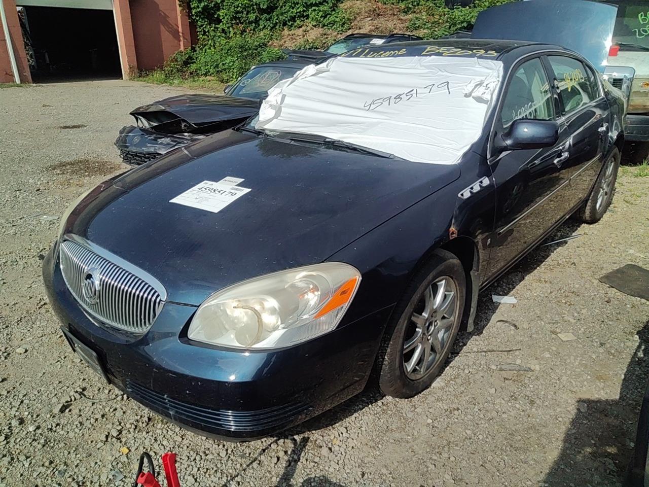 https://f005.backblazeb2.com/file/img-partshotlines-com/Inventory/MA528/Vehicle/74584_11.jpg
