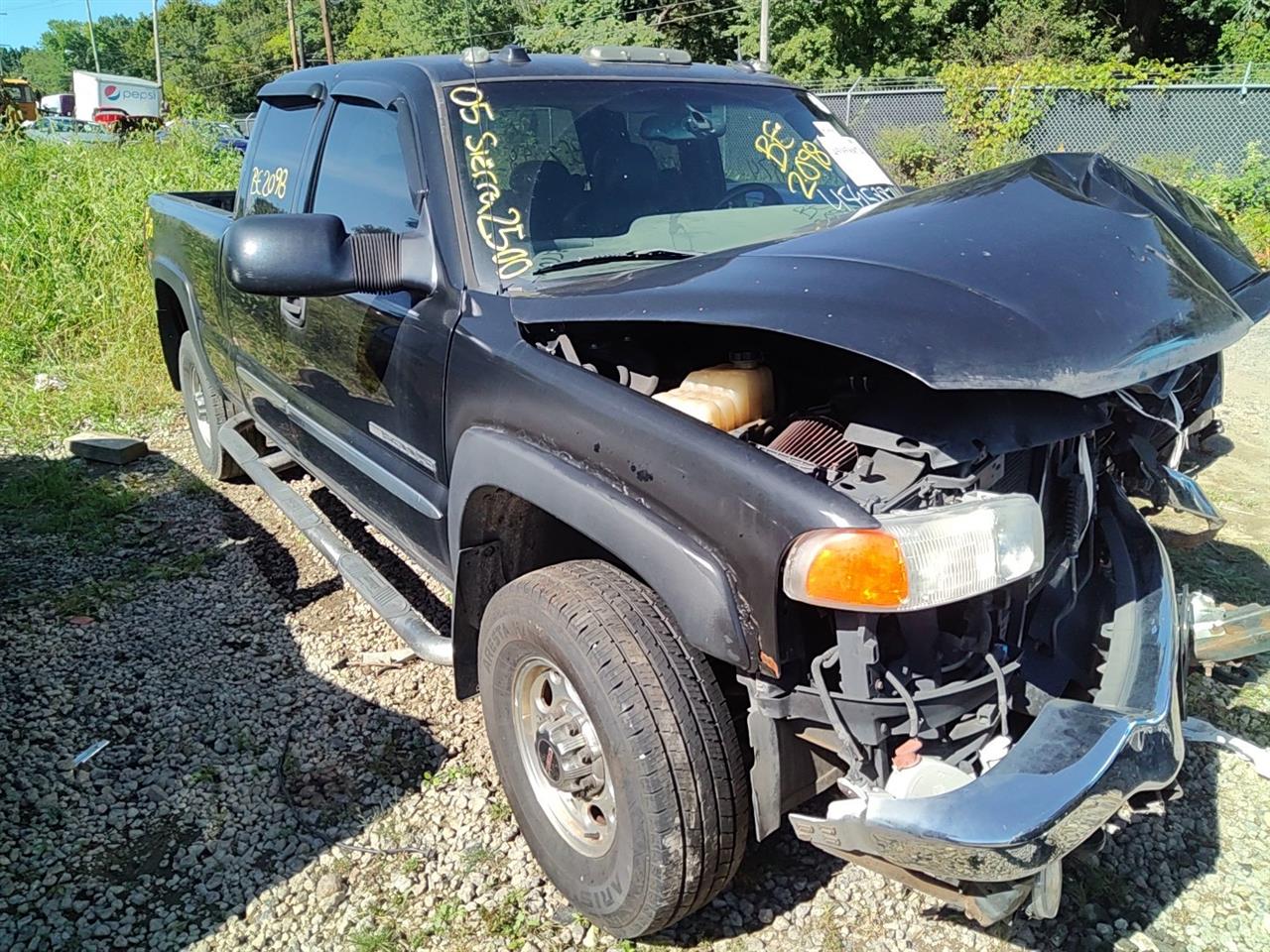 https://f005.backblazeb2.com/file/img-partshotlines-com/Inventory/MA528/Vehicle/74589_11.jpg
