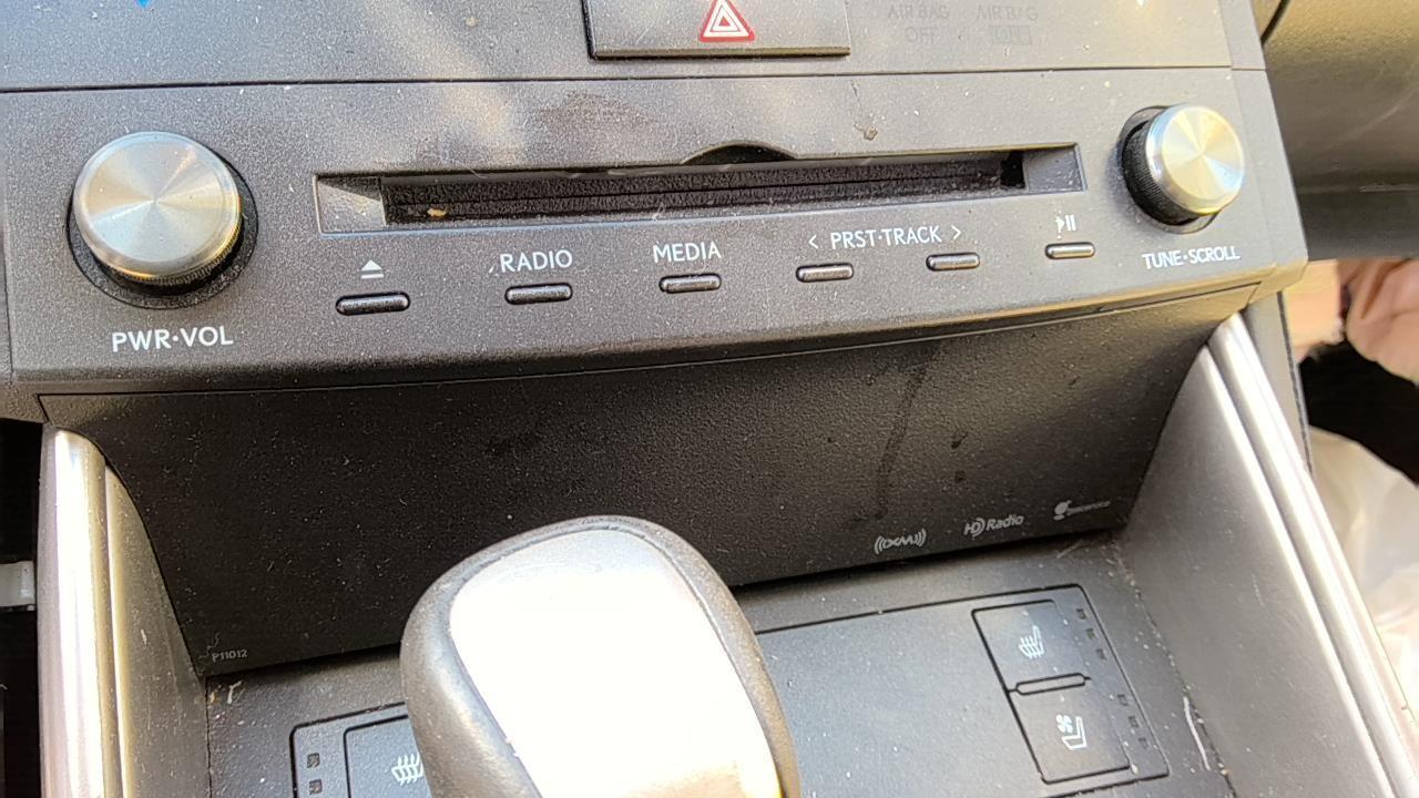 b/c/c/f/e/h/fa998f67-627f-4511-b899-e374b2c3b6c9.jpg