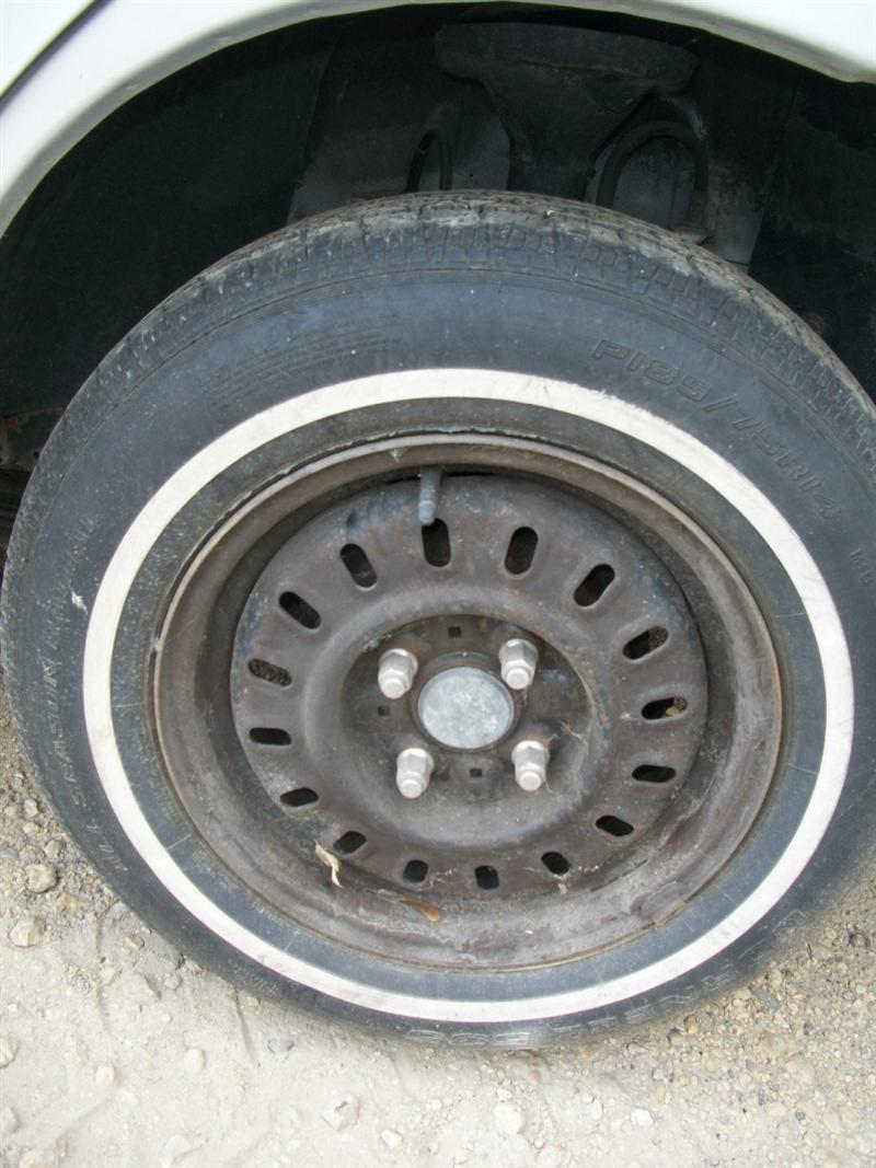 https://f005.backblazeb2.com/file/img-partshotlines-com/Inventory/MA61/Vehicle/25955_08.jpg