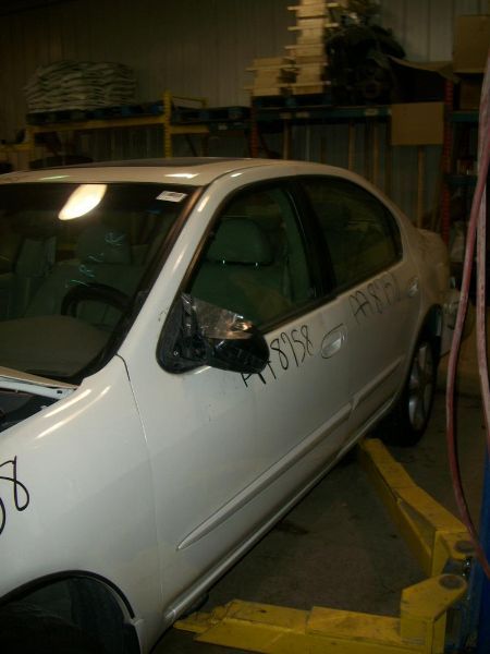 https://f005.backblazeb2.com/file/img-partshotlines-com/Inventory/MA61/Vehicle/31117_05.jpg