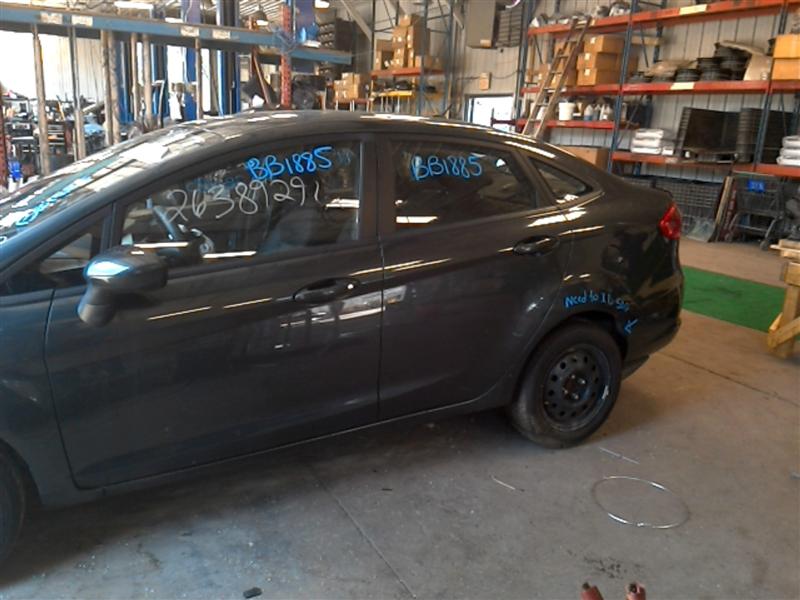 https://f005.backblazeb2.com/file/img-partshotlines-com/Inventory/MA61/Vehicle/42189_03.jpg