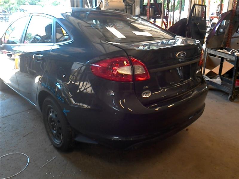 https://f005.backblazeb2.com/file/img-partshotlines-com/Inventory/MA61/Vehicle/42189_07.jpg