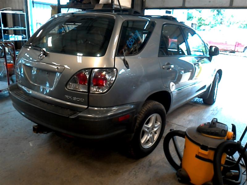 https://f005.backblazeb2.com/file/img-partshotlines-com/Inventory/MA61/Vehicle/42250_09.jpg