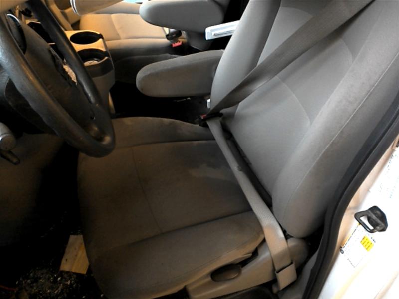 https://f005.backblazeb2.com/file/img-partshotlines-com/Inventory/MA61/Vehicle/44128_01.jpg