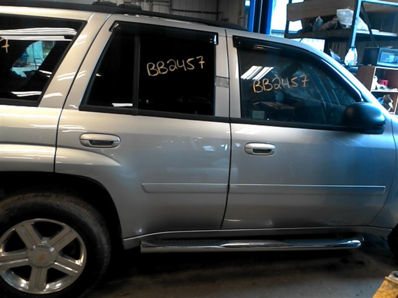 https://f005.backblazeb2.com/file/img-partshotlines-com/Inventory/MA61/Vehicle/44905_09.jpg