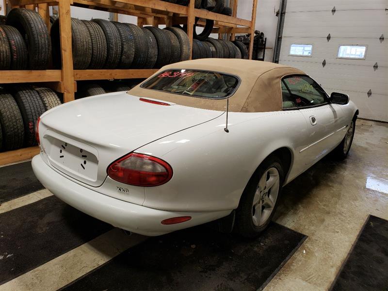 https://f005.backblazeb2.com/file/img-partshotlines-com/Inventory/MA61/Vehicle/48956_07.jpg