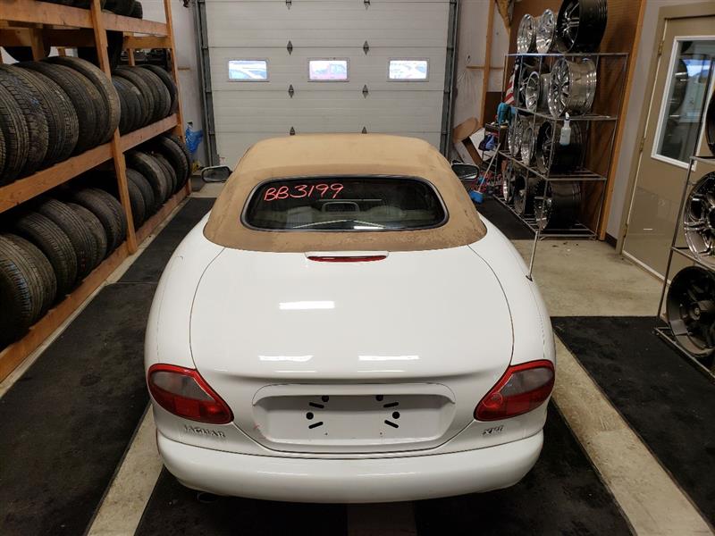 https://f005.backblazeb2.com/file/img-partshotlines-com/Inventory/MA61/Vehicle/48956_11.jpg