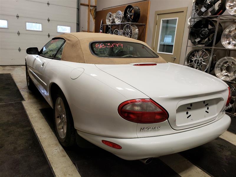 https://f005.backblazeb2.com/file/img-partshotlines-com/Inventory/MA61/Vehicle/48956_12.jpg