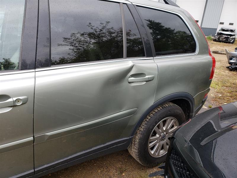 https://f005.backblazeb2.com/file/img-partshotlines-com/Inventory/MA61/Vehicle/51236_10.jpg