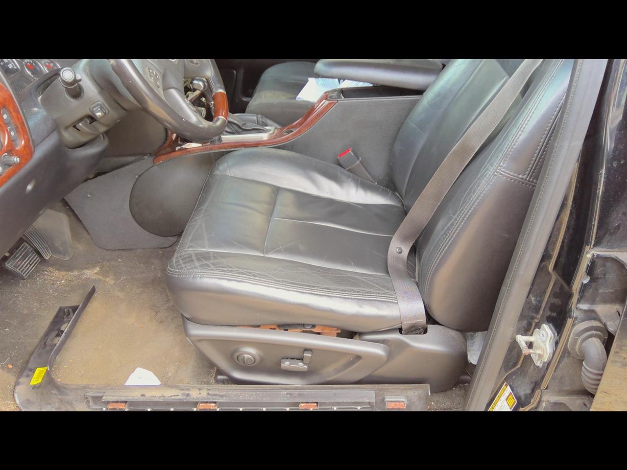 https://f005.backblazeb2.com/file/img-partshotlines-com/Inventory/MA61/Vehicle/66347_10.jpg