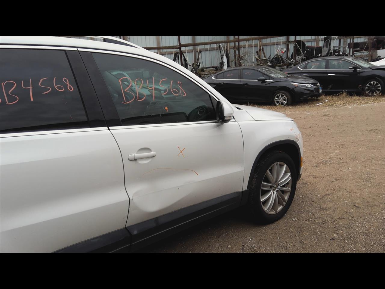 https://f005.backblazeb2.com/file/img-partshotlines-com/Inventory/MA61/Vehicle/66393_04.jpg