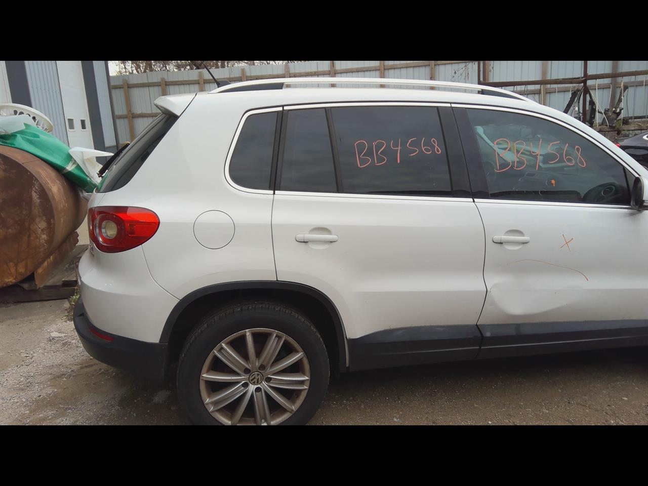 https://f005.backblazeb2.com/file/img-partshotlines-com/Inventory/MA61/Vehicle/66393_05.jpg