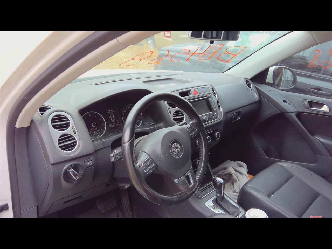 https://f005.backblazeb2.com/file/img-partshotlines-com/Inventory/MA61/Vehicle/66393_12.jpg