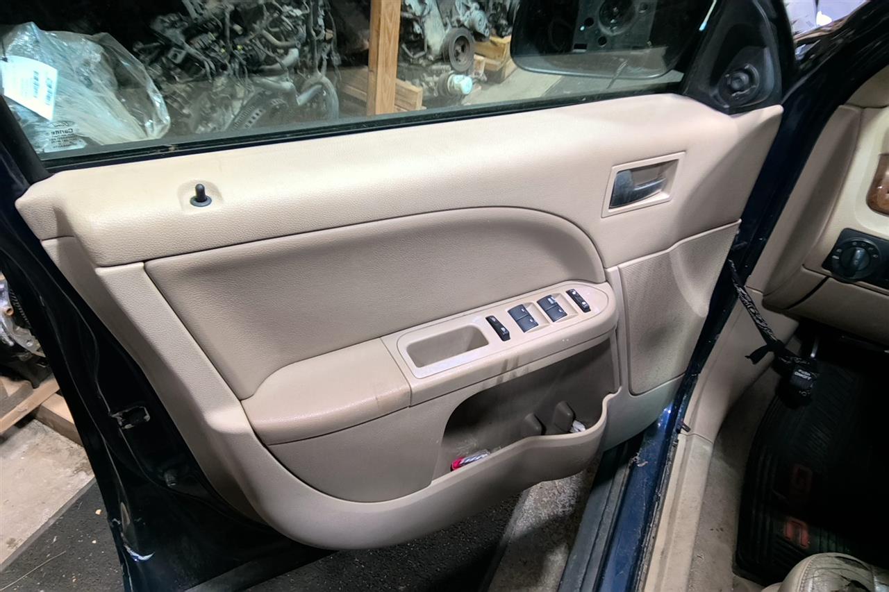https://f005.backblazeb2.com/file/img-partshotlines-com/Inventory/MA61/Vehicle/66632_10.jpg