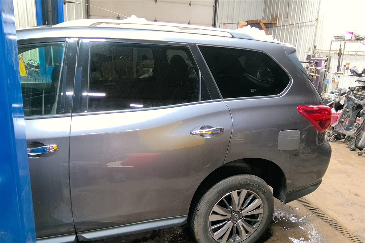 Vehicle/66957_07.jpg