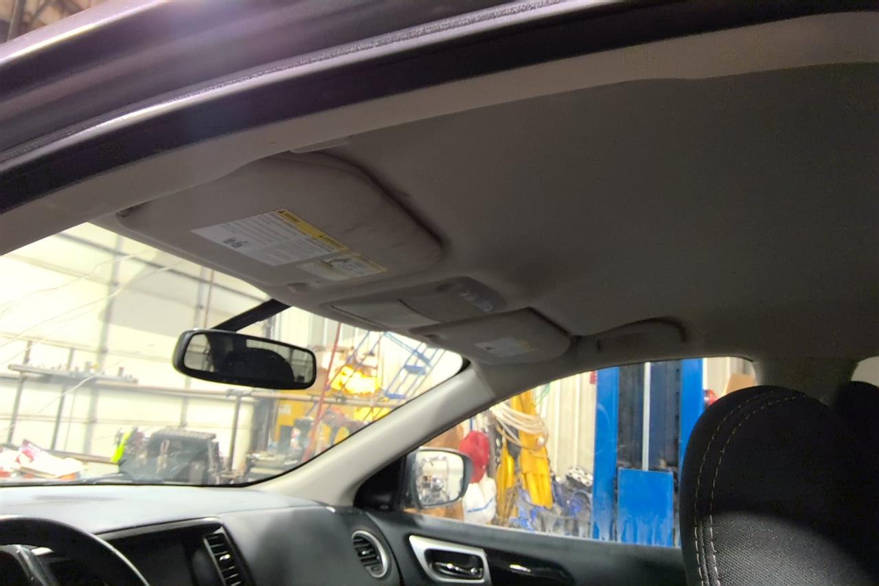 Vehicle/66957_12.jpg