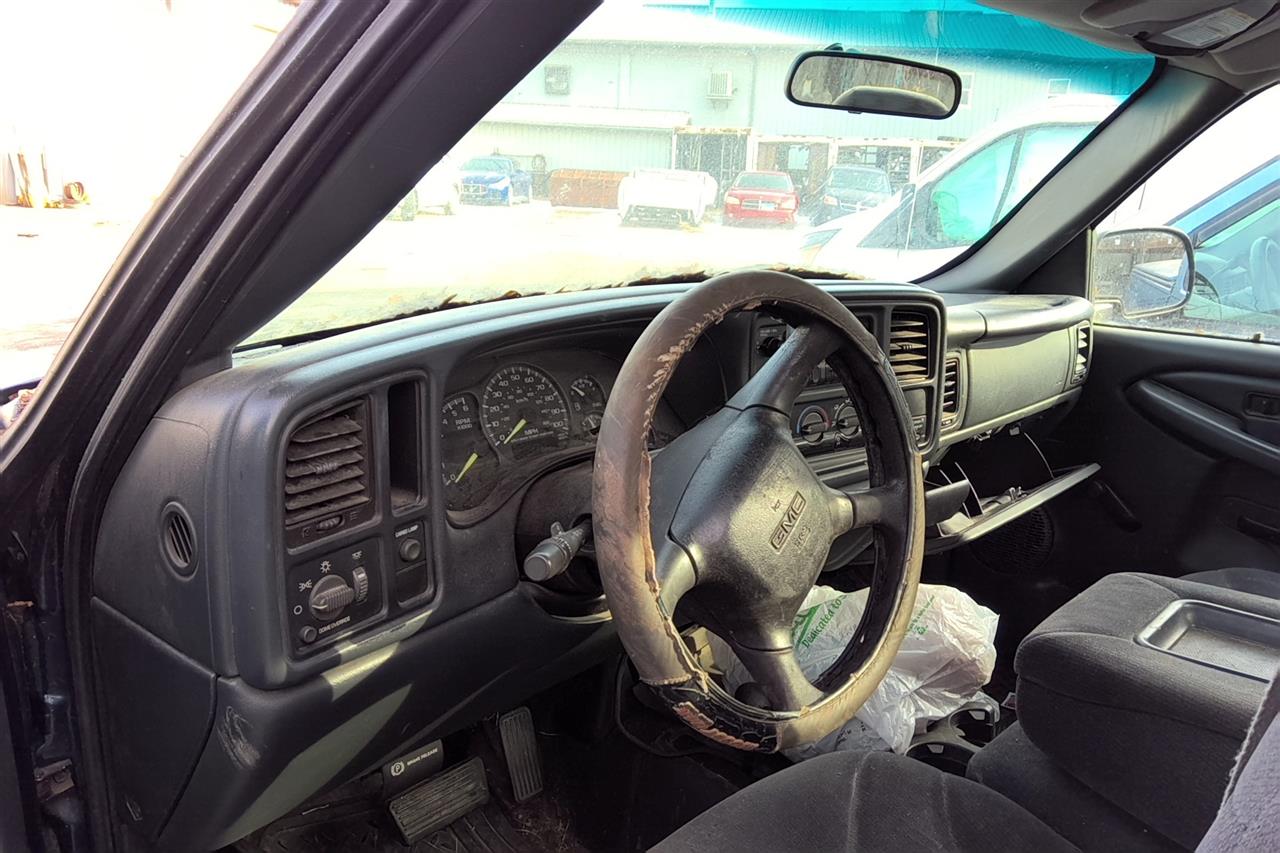https://f005.backblazeb2.com/file/img-partshotlines-com/Inventory/MA61/Vehicle/67047_08.jpg