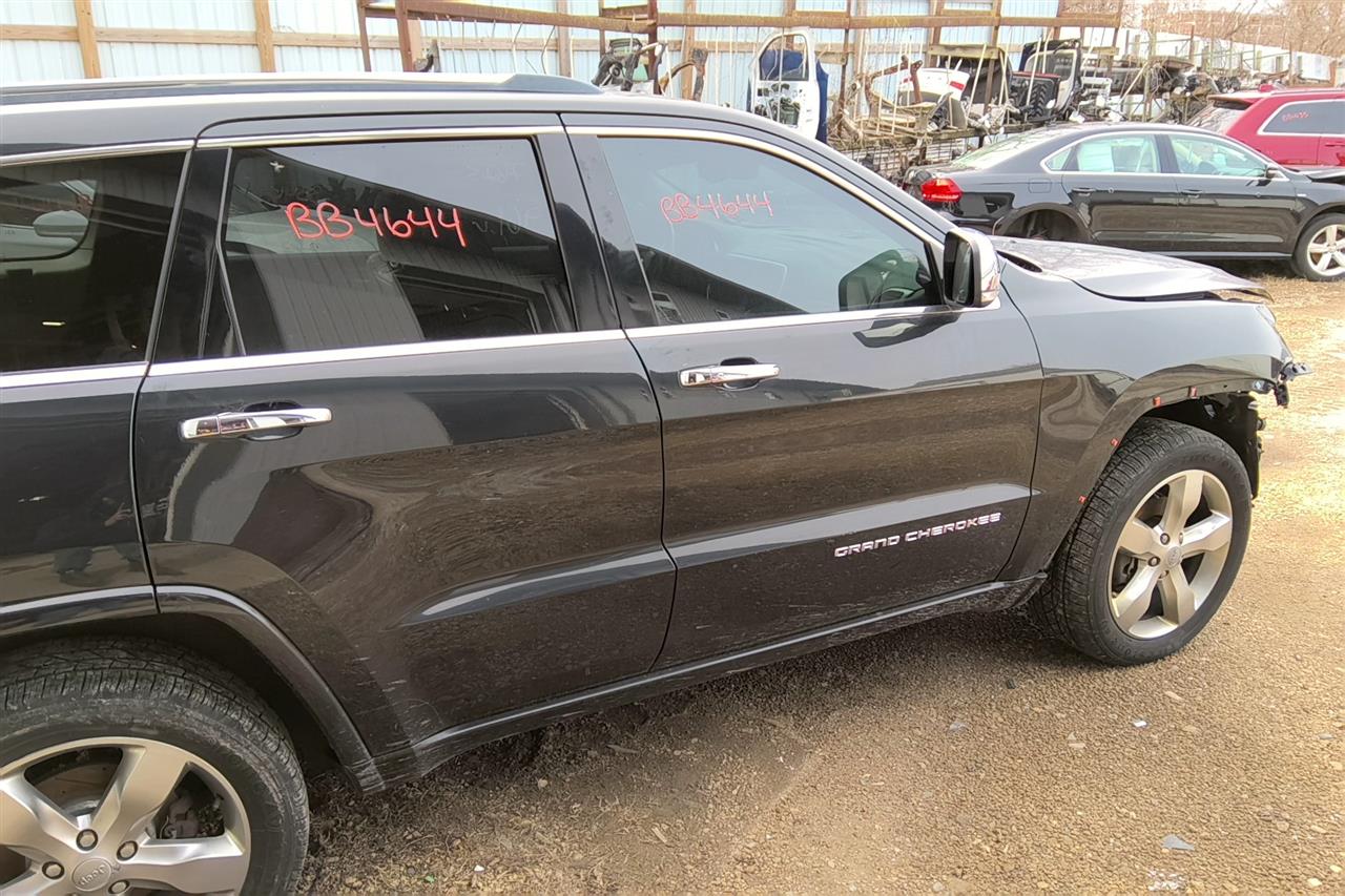 Vehicle/67682_04.jpg