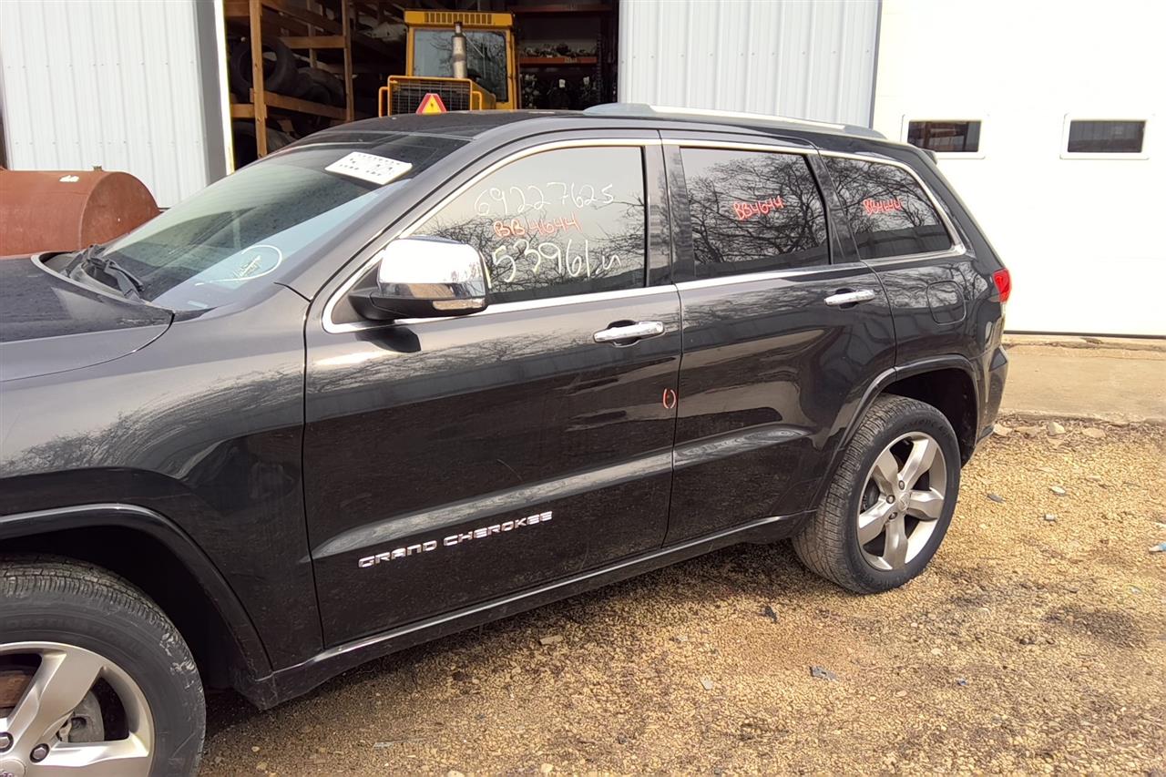 Vehicle/67682_12.jpg