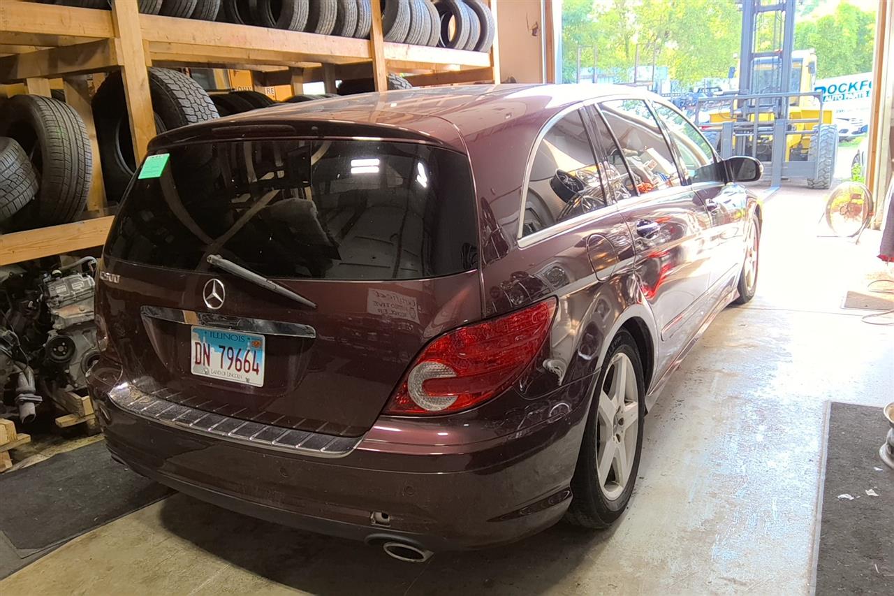 https://f005.backblazeb2.com/file/img-partshotlines-com/Inventory/MA61/Vehicle/68437_06.jpg