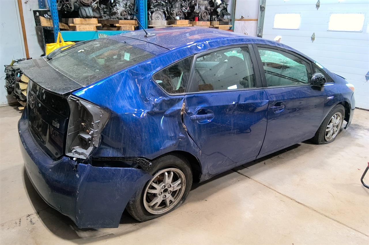 https://f005.backblazeb2.com/file/img-partshotlines-com/Inventory/MA61/Vehicle/68529_05.jpg
